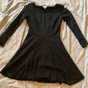 Charming Charlie LongSleeve Lace Dress